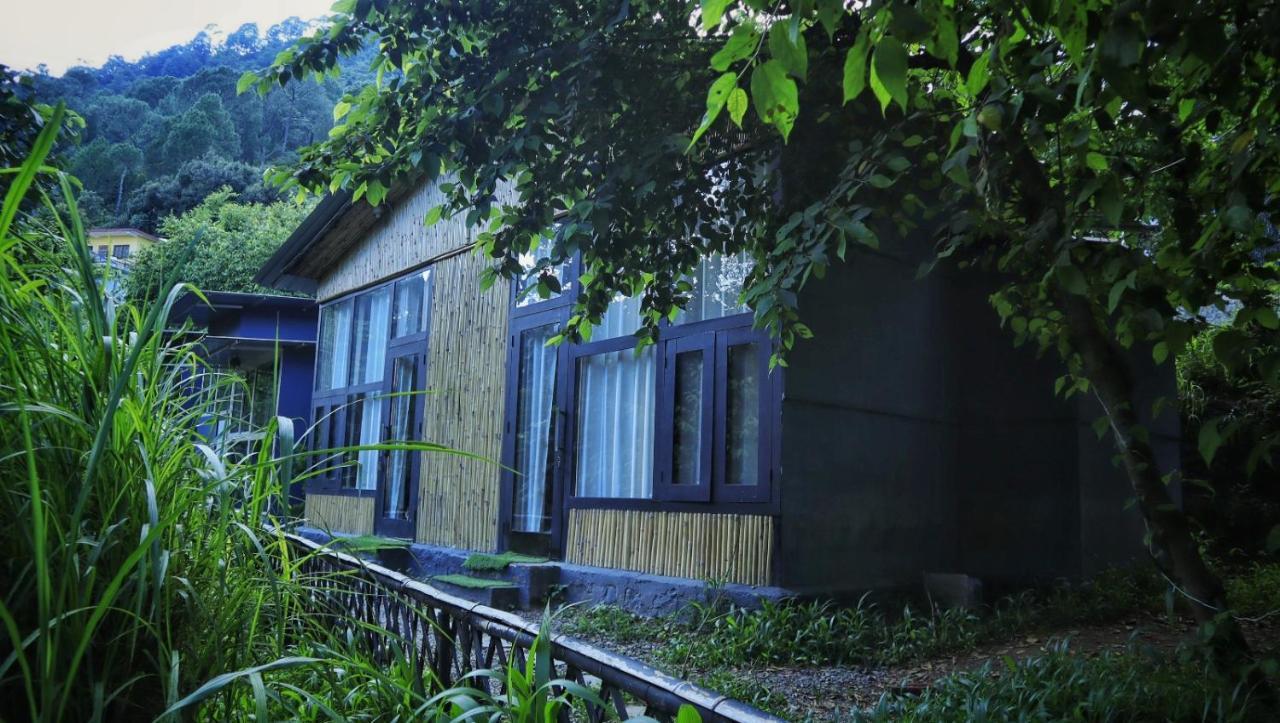 ホテル Arayam Bhimtal Bhowali エクステリア 写真