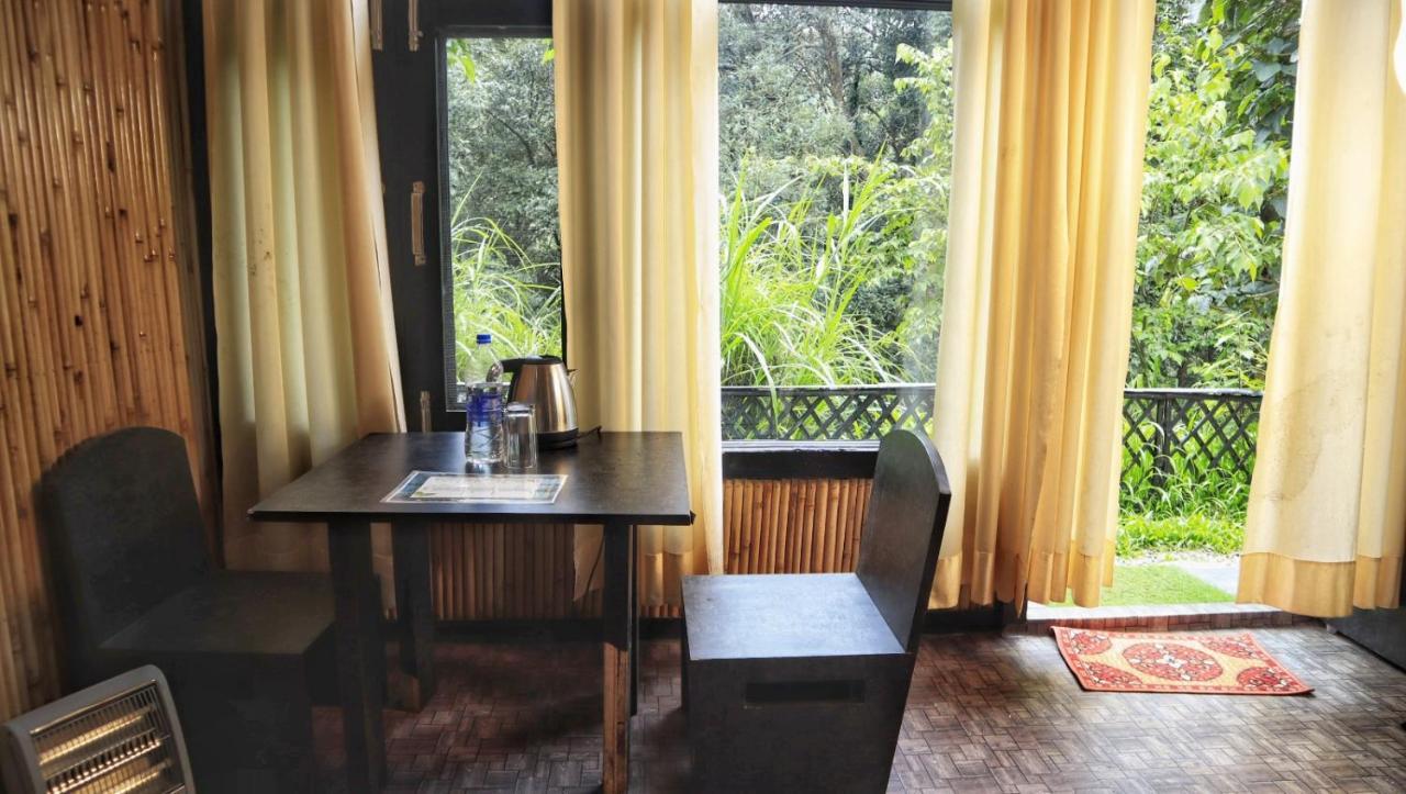 ホテル Arayam Bhimtal Bhowali エクステリア 写真